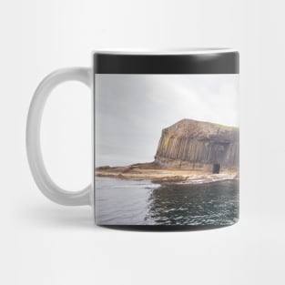 Staffa and the cave Mug